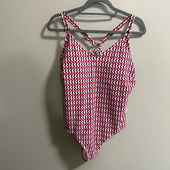NWT Kona Sol Red White Blue Patriotic 4th of July Geometric Cross Back One Piece - Picture 1 of 6
